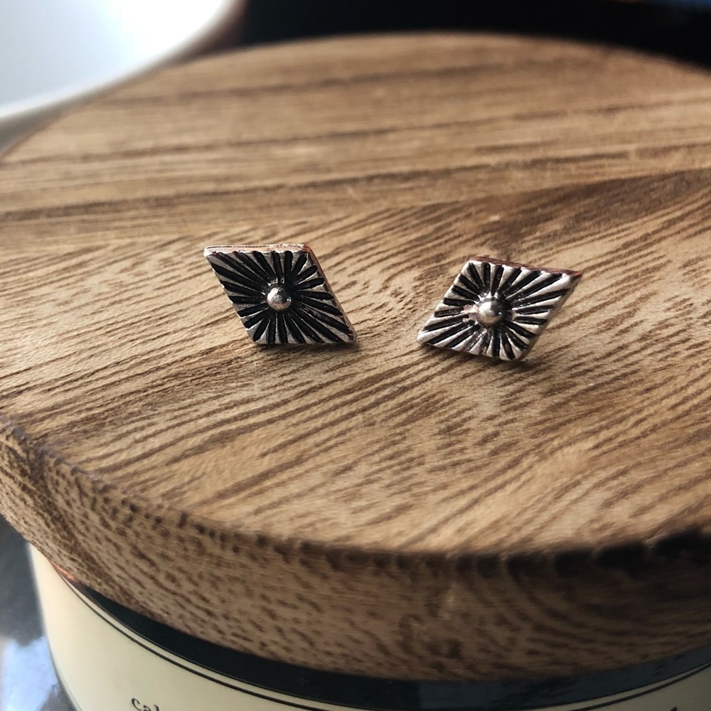 Ear Bling 💁🏼‍♀️